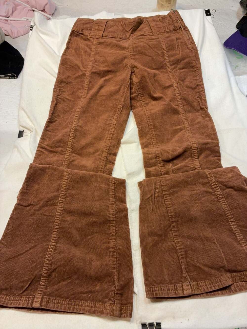 BDG Urban Outfitters Brown Corduroy Flare Pants Size W27 L32 - Picture 1 of 9